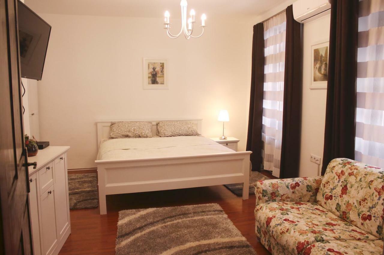 Studio Apartment Zagorka Tkalciceva Street Zagreb Buitenkant foto
