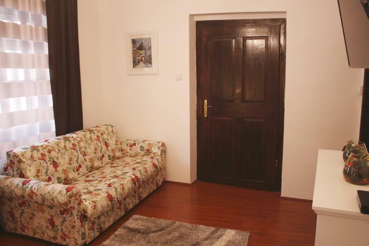 Studio Apartment Zagorka Tkalciceva Street Zagreb Buitenkant foto