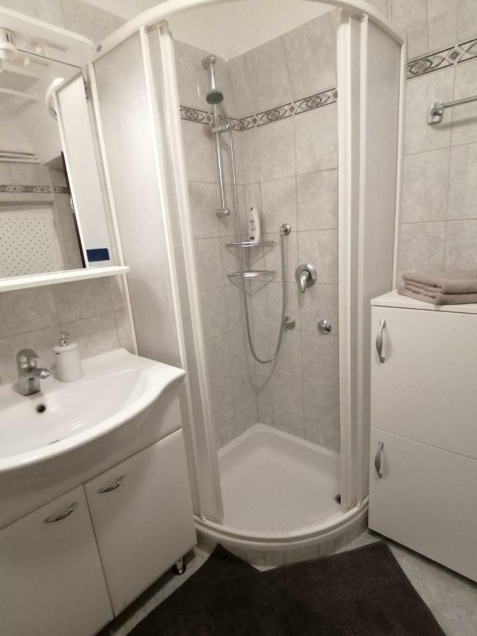 Studio Apartment Zagorka Tkalciceva Street Zagreb Buitenkant foto